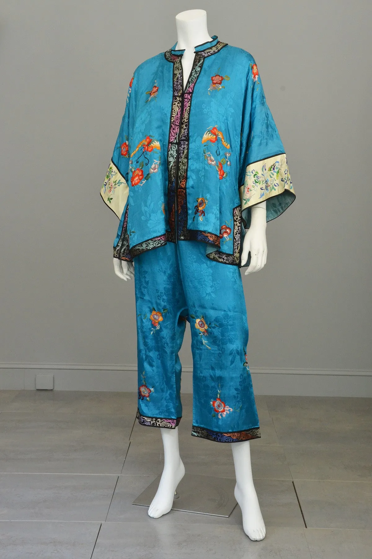 1930s Embroidered Chinese Silk Pajamas Loungewear Beach Pajamas Wide leg Pants