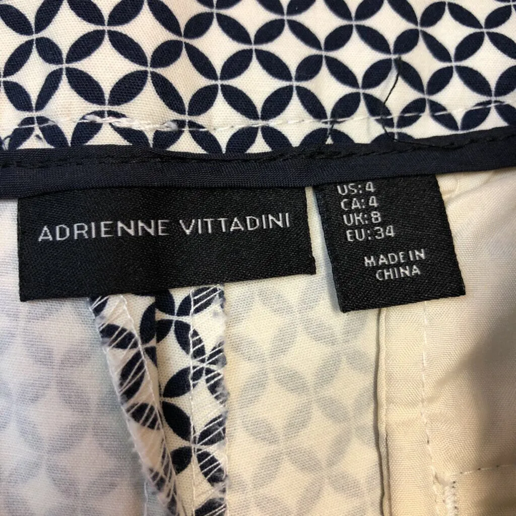 ADRIENNE VITTADINI NAVY WHITE CAPRIS SIZE 4 TCC