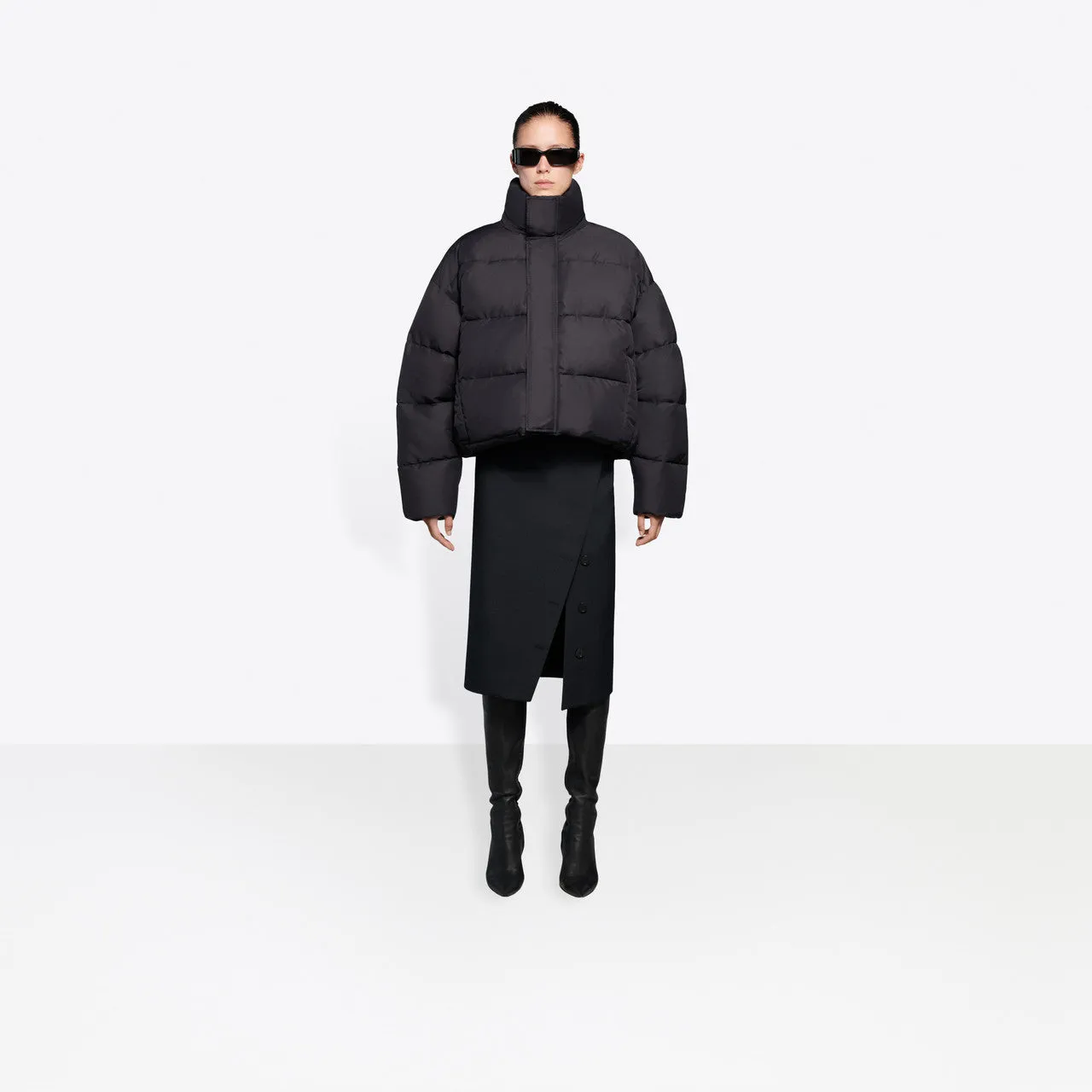 Balenciaga Womens BB Puffer in Black