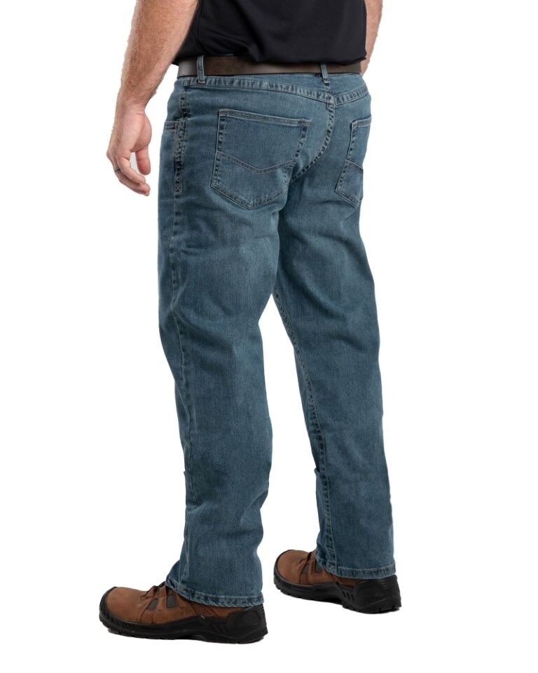 Berne Men's Highland Flex Relaxed Fit Bootcut Jean in Dark Wash