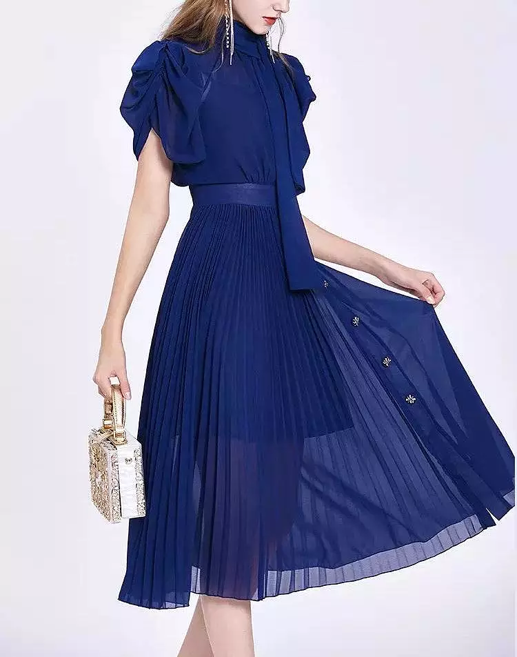 Chiffon Pleated Skirt Stand Collar Midi Dress