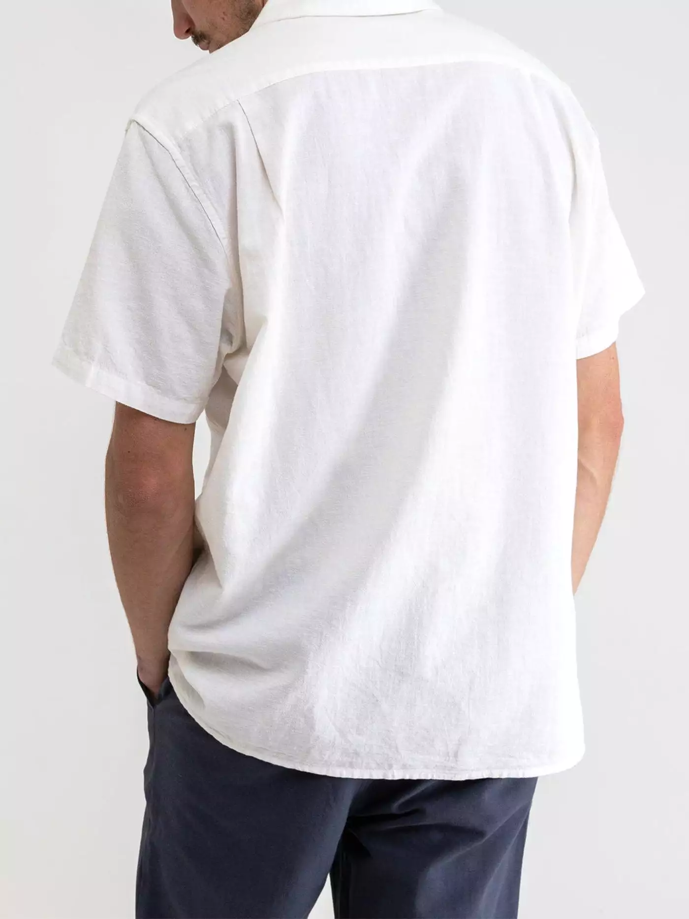 Classic Linen Short Sleeve Buttondown Shirt