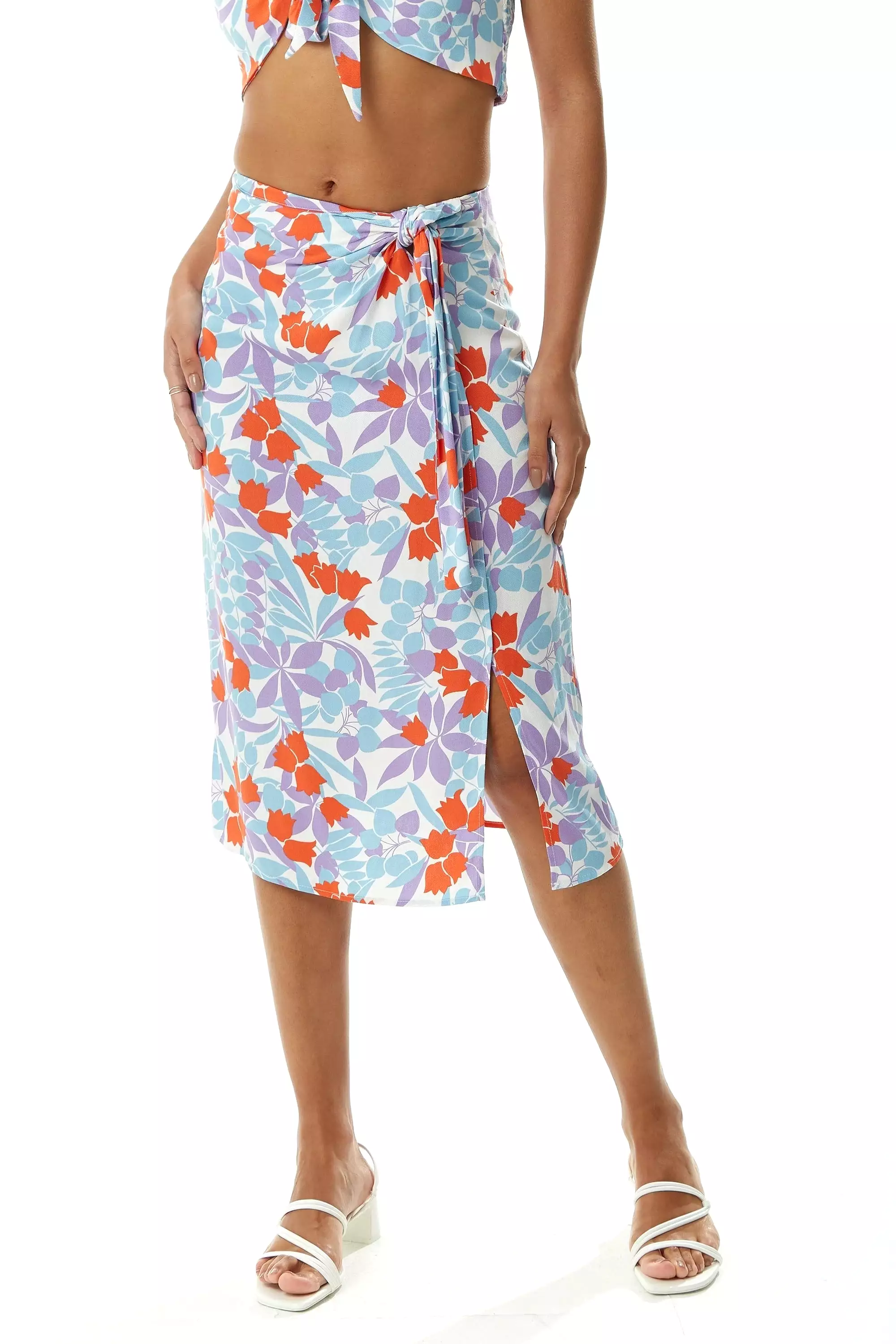 Liquorish Floral Knot Front Midi Skirt In Blue And Red