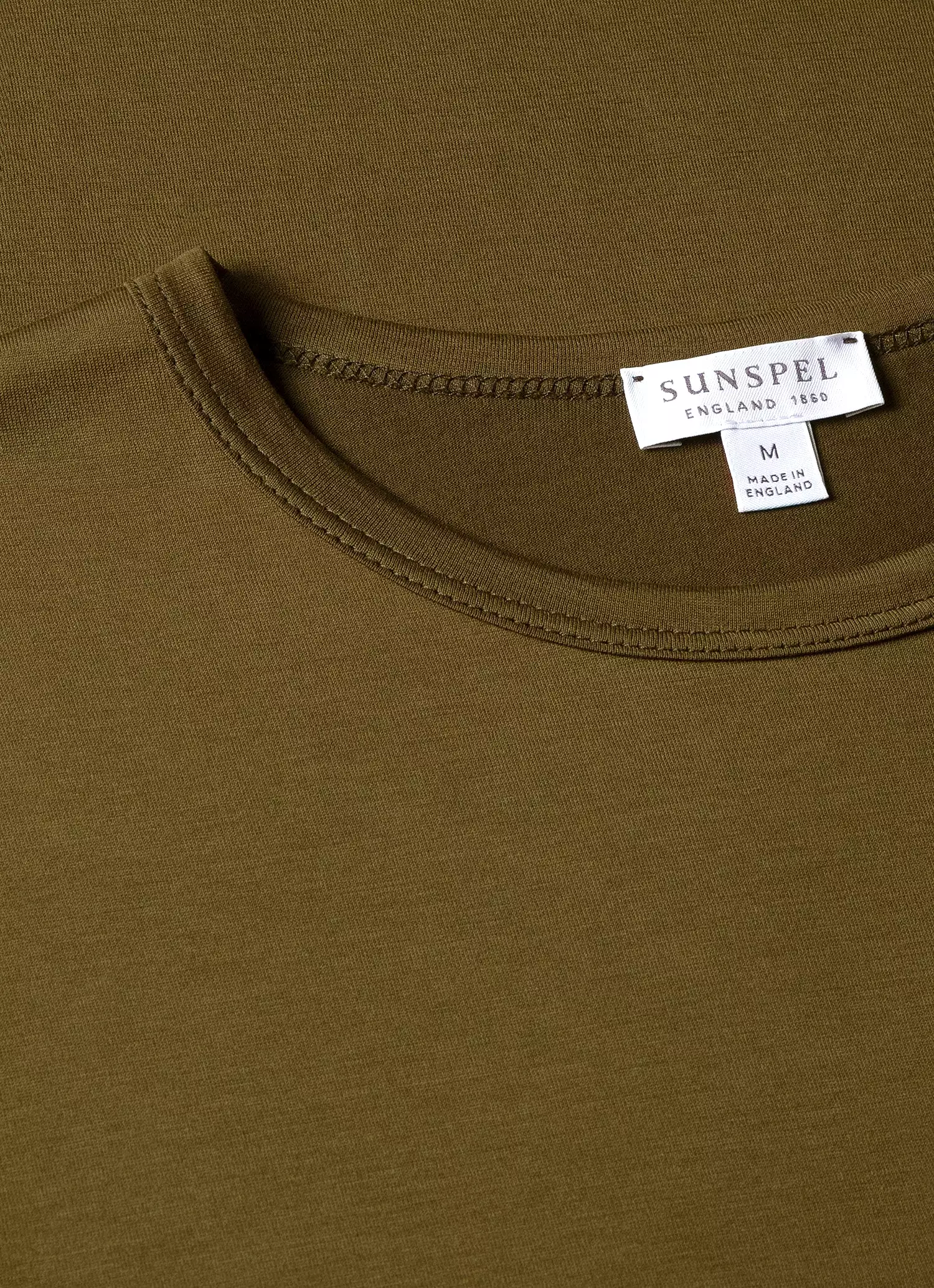 Men's Classic T-shirt in Olive