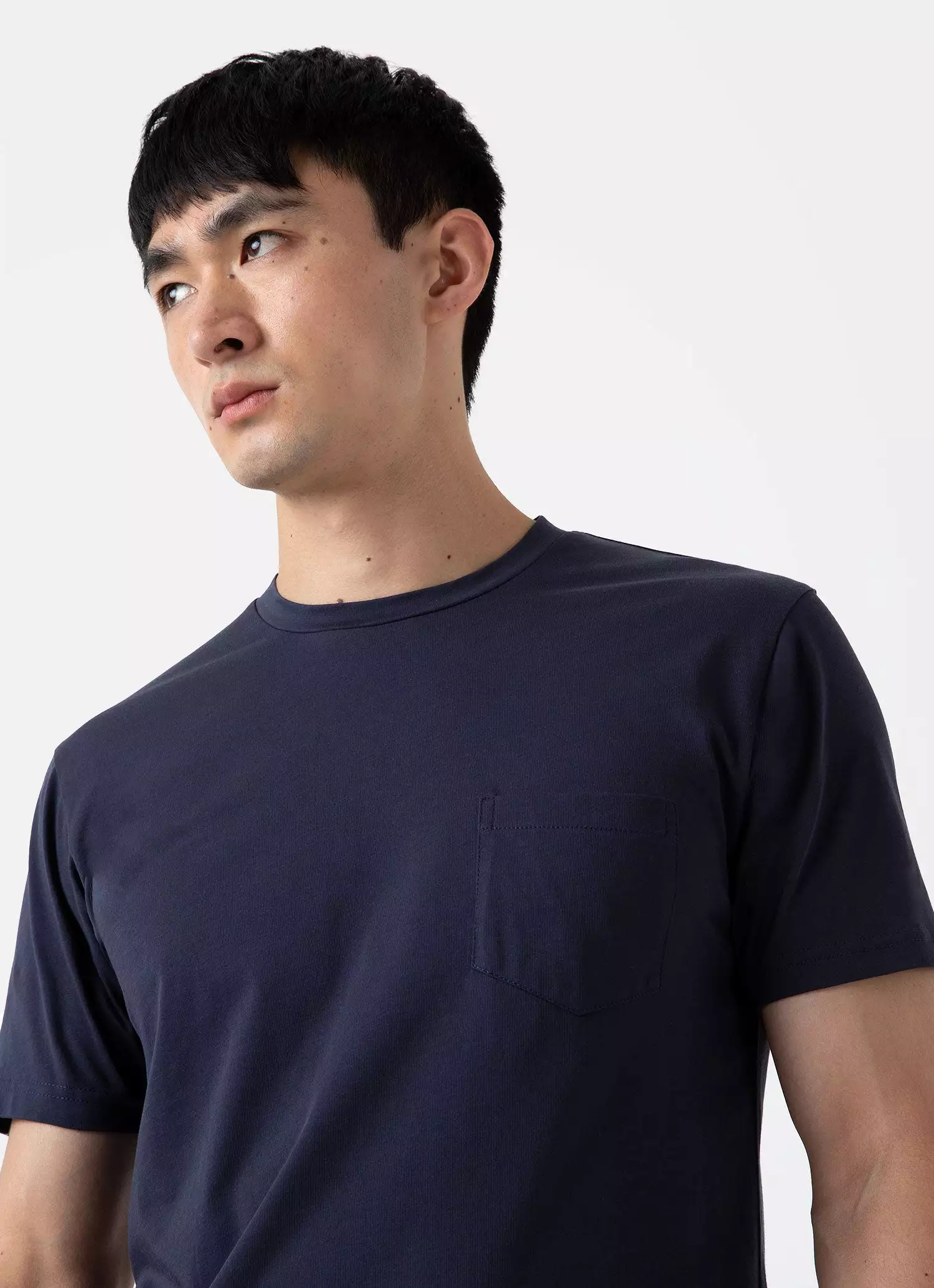 Men's Riviera Pocket T-shirt in Navy