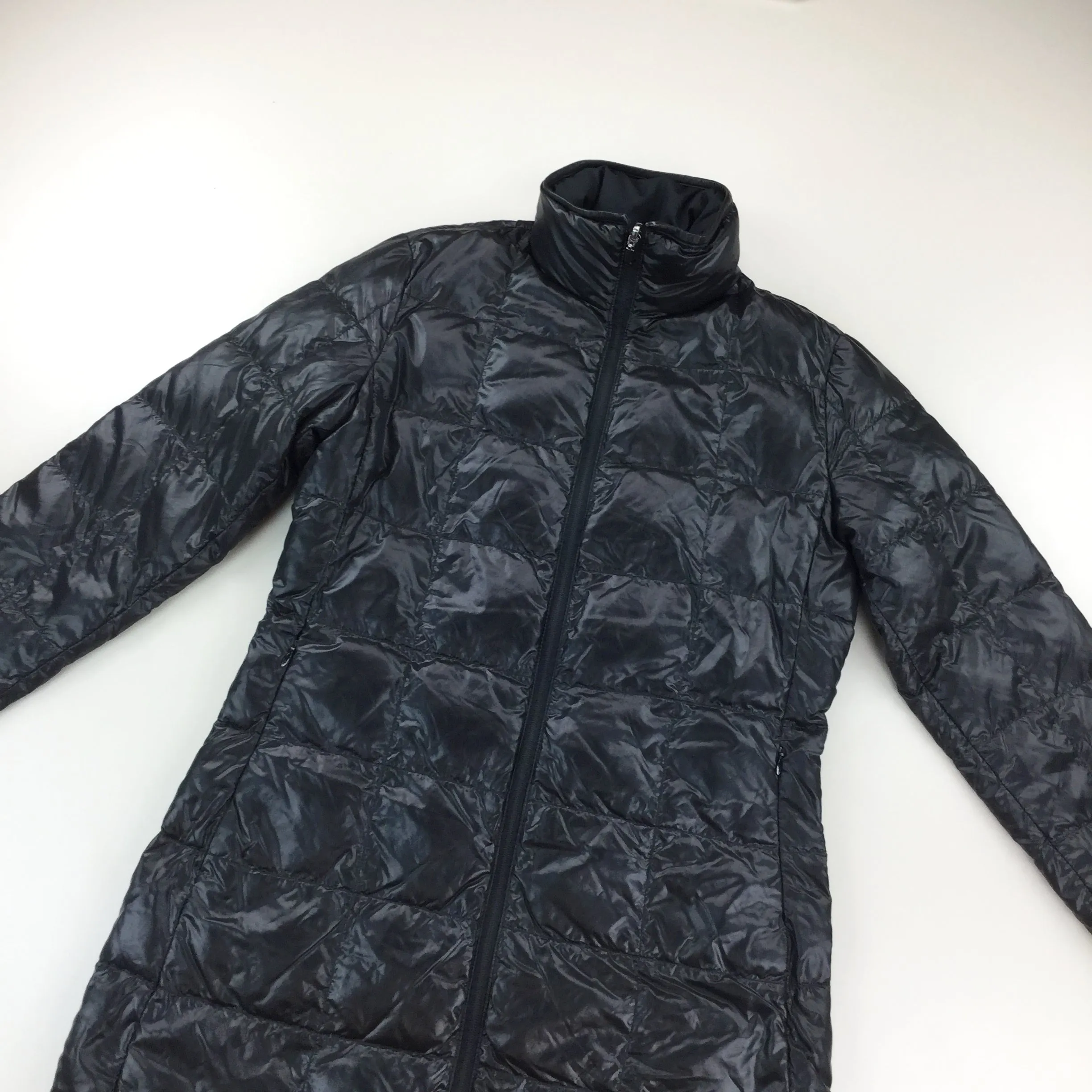 Moncler Reversible Puffer Coat - Women/M