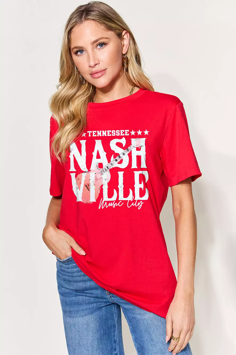 Nashville Print Full Size Letter Graphic Round Neck Short Sleeve T-Shirt