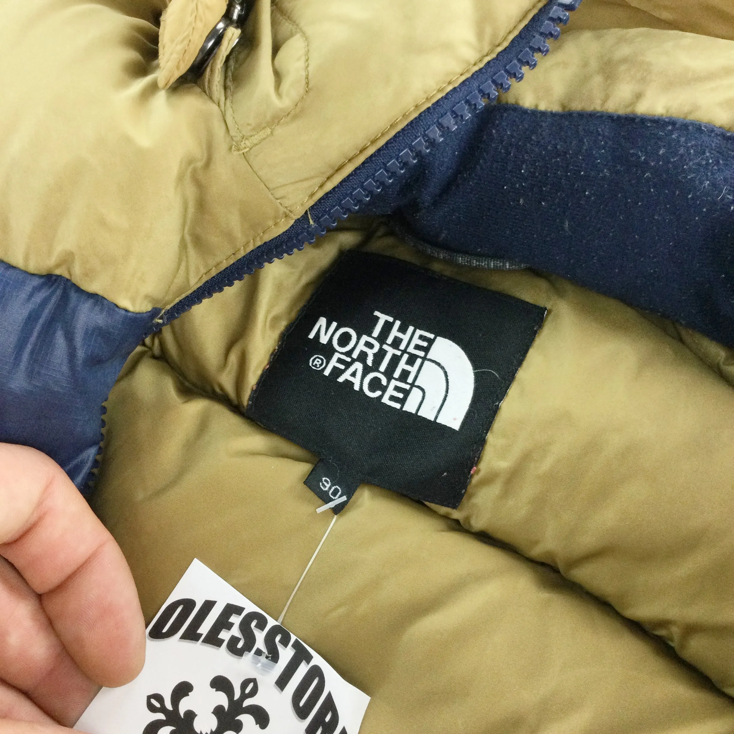 The North Face Nuptse Hooded Puffer Jacket - Women/L