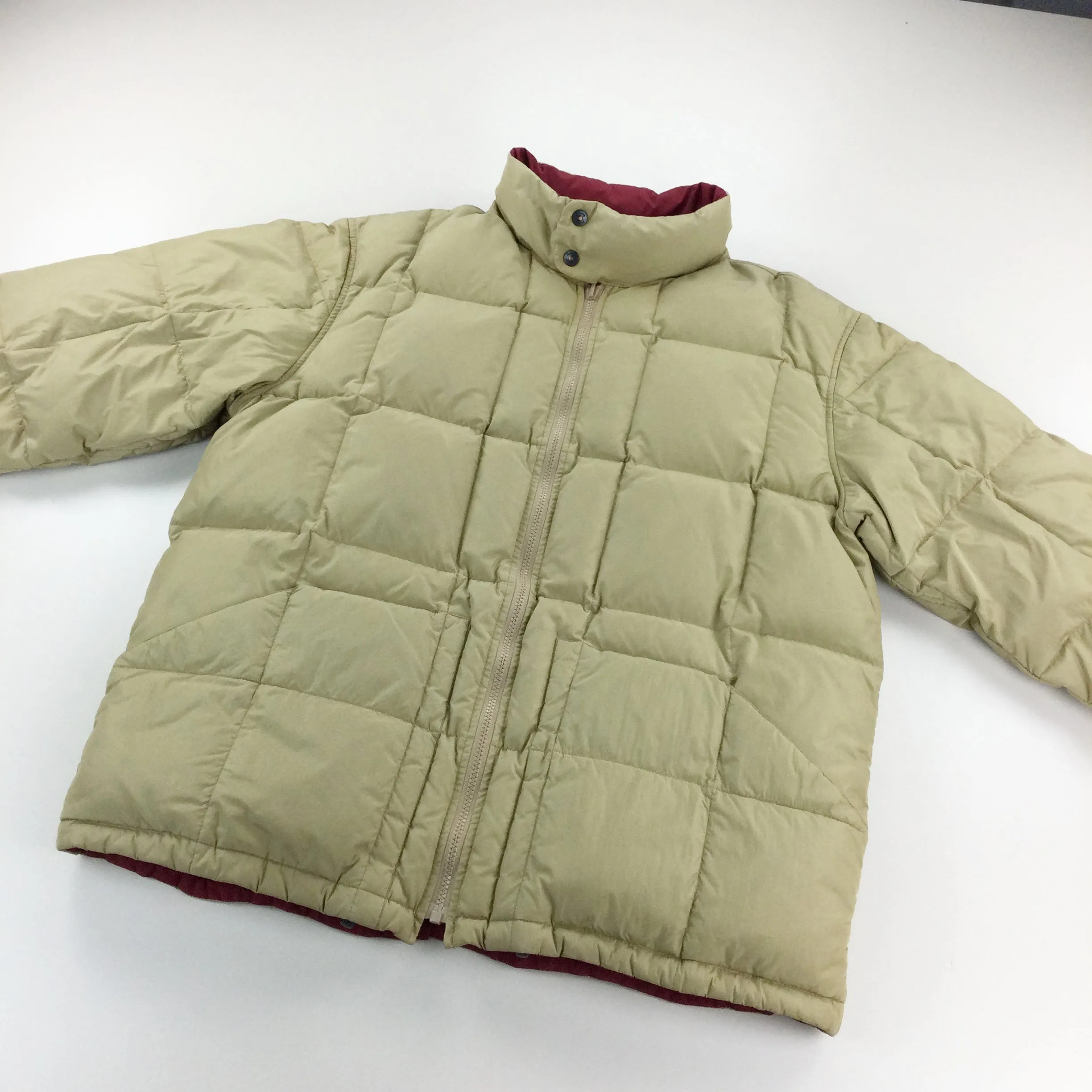 Tommy Hilfiger Puffer Jacket - Large